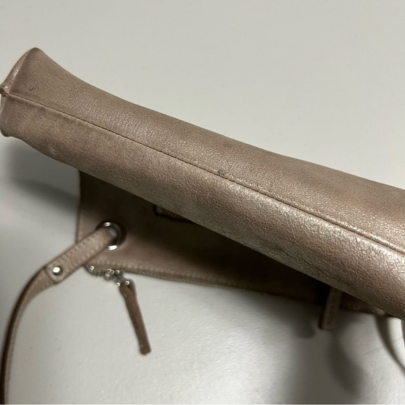 ROOTS Edie Leather Bag - Picture 9 of 15